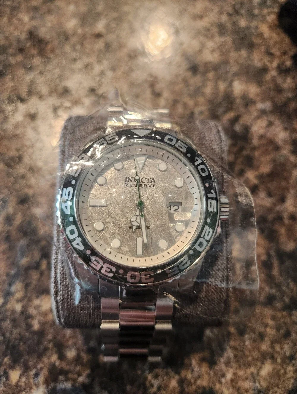 Invicta Reserve Pro Diver Metoriote Dial 46mm